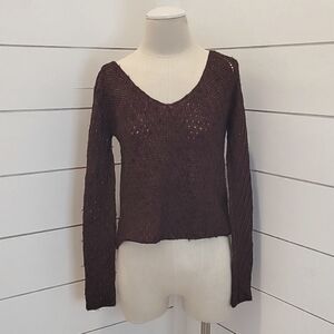 AMERICAN EAGLE OUTFITTERS xs v neck/back high low lengths burgundy sweater